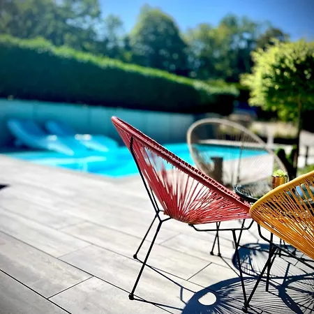Privatunterkunft Pool House 85 Spa